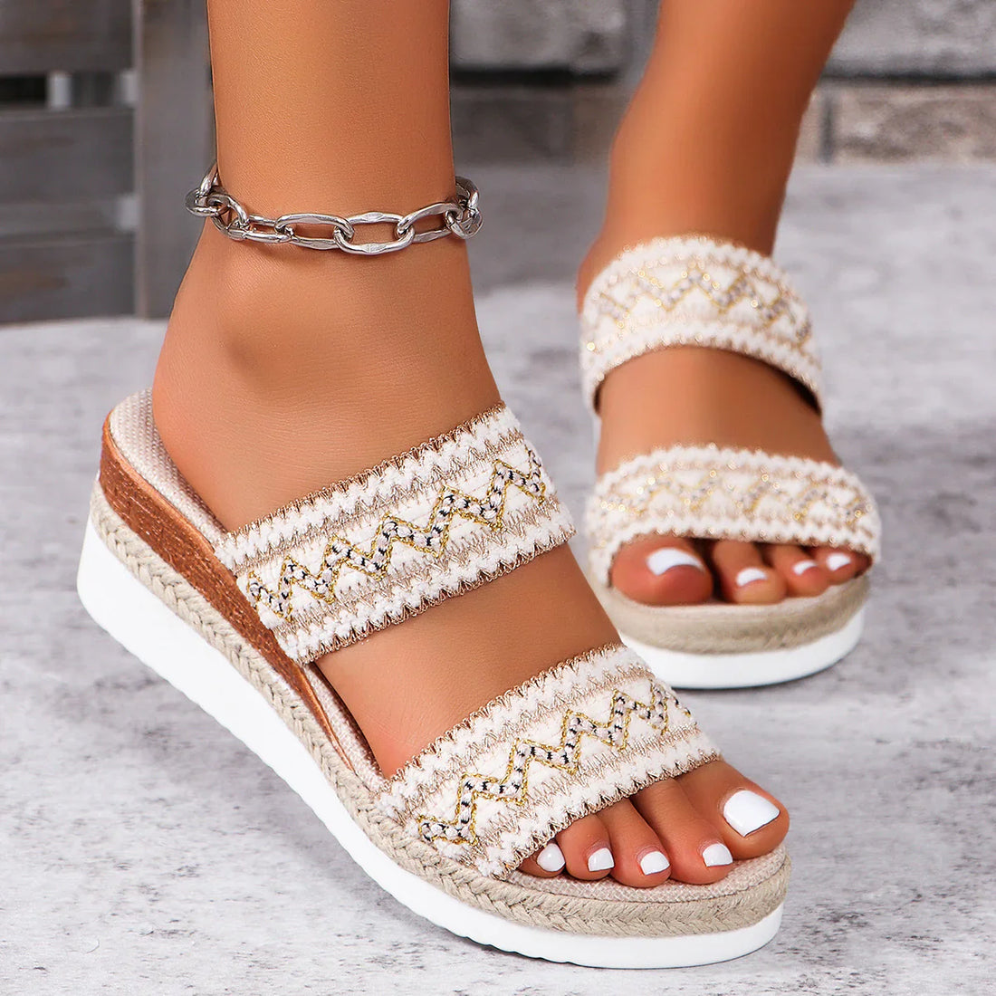Women's Shoes & Sandals